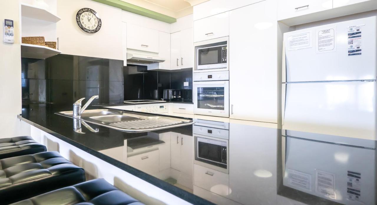 Victoria Square Apartments Gold Coast Buitenkant foto